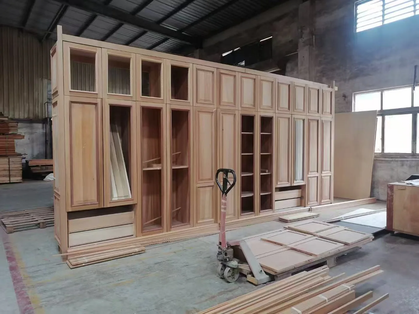 Custom cabinet framework in a workshop